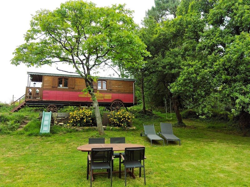 Une roulotte et des chevaux - photo 3