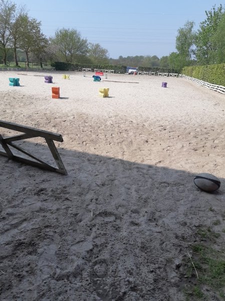 Les Ecuries Theixoises