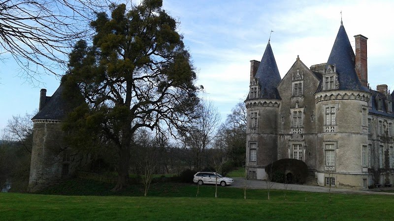 Les Écuries du Château du Crévy - photo 2