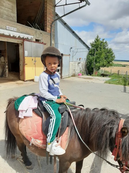 Centre Equestre M.D.V - photo 2