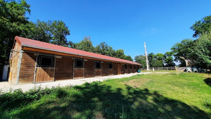 Les écuries du Cerf - photo 1