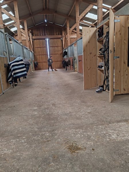 EARL ÉCURIE DAUCOURT JULIE - photo 2