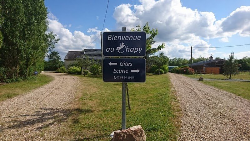 Ecurie et gîtes du Chapy - Saumur - photo 1