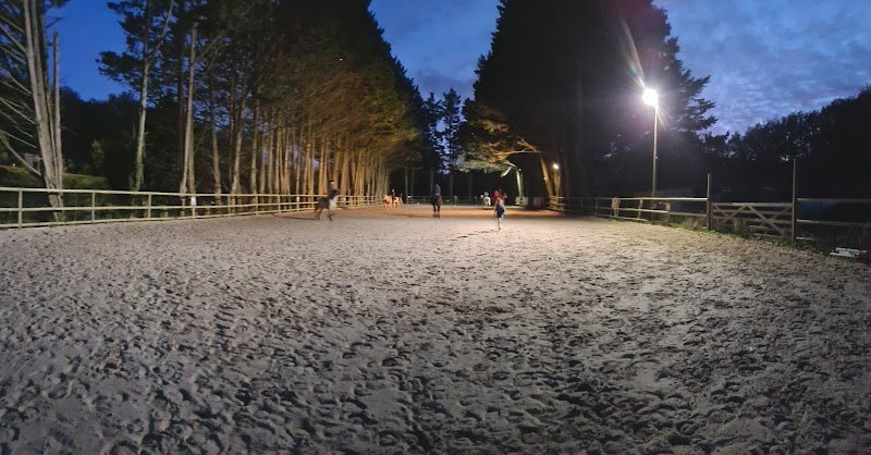 Poney club du fourneau Ecuries PELLETIER - photo 2