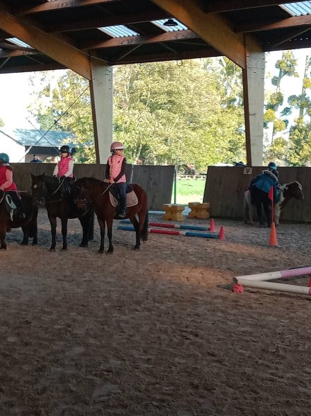 Centre équestre et poney club de Pouzay - photo 2