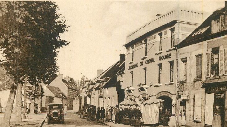 Auberge du Cheval Rouge CHÂTILLON COLIGNY - photo 2