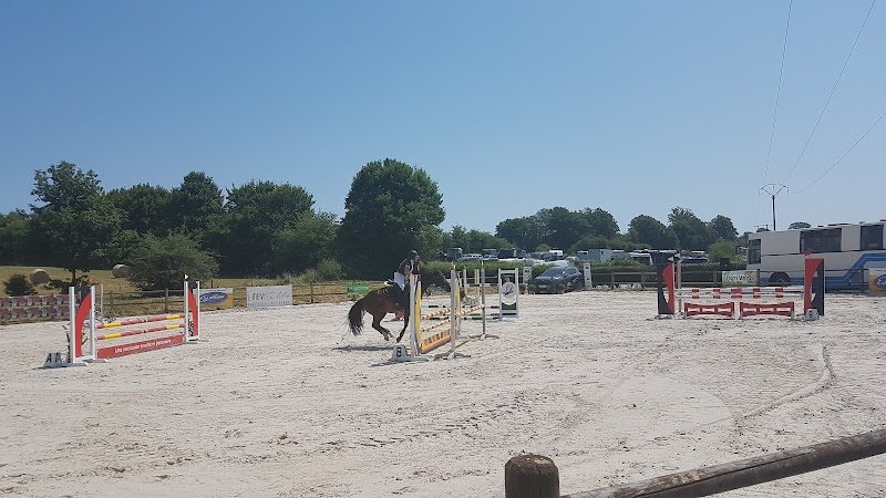 Centre Equestre du Grand Routheux - photo 2