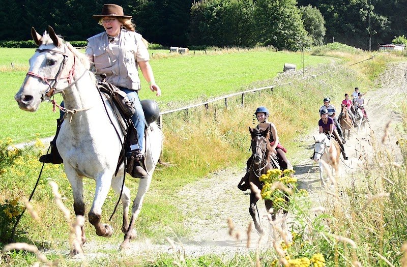 Les Cavaliers de Saint-Remacle - photo 3