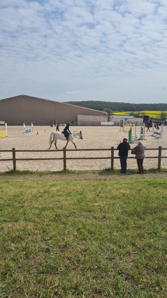 Ecuries aux 4 vans - photo 2