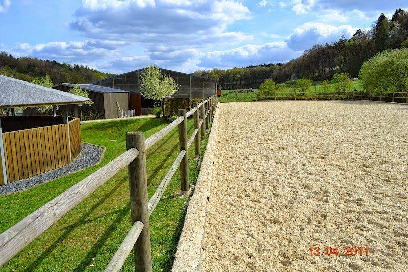 Centre Equestre Um Boeschelchen Simone & Roll Mathay-Robert - photo 2