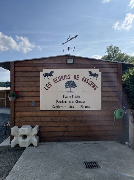 Les écuries de Vassens - photo 1