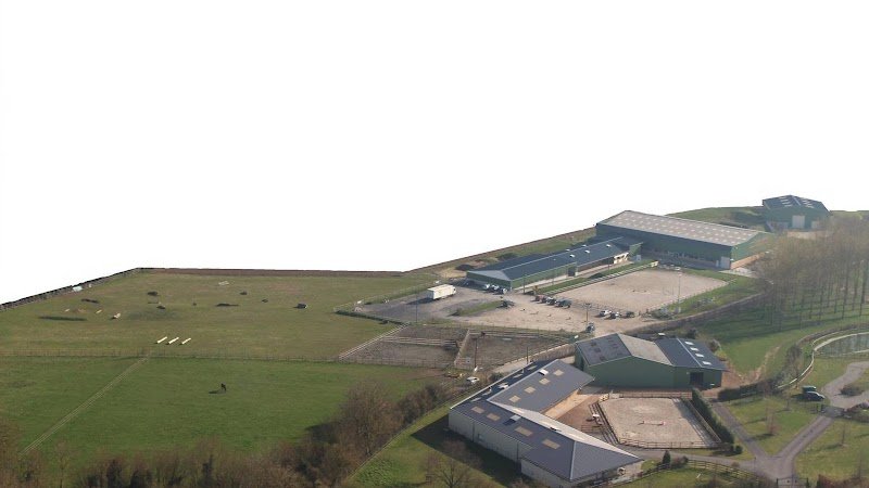 Les Écuries des Charmes - photo 1