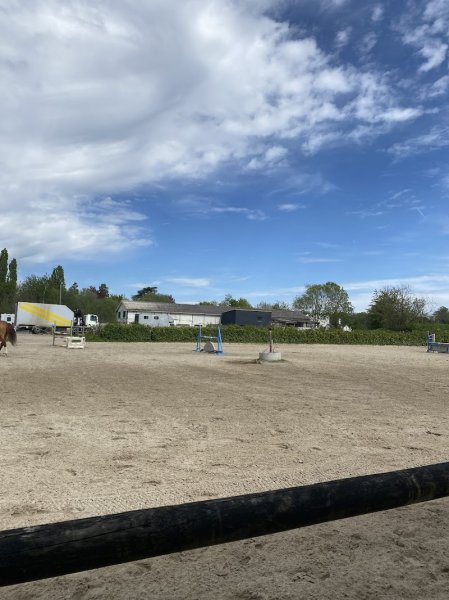 Les écuries d'Attilly - photo 1