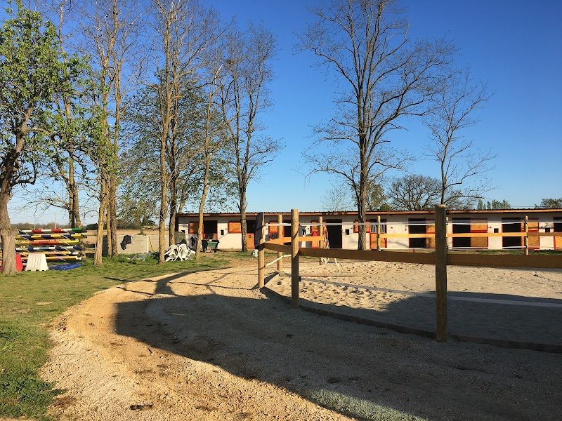 Ecuries Julie Valade - photo 2