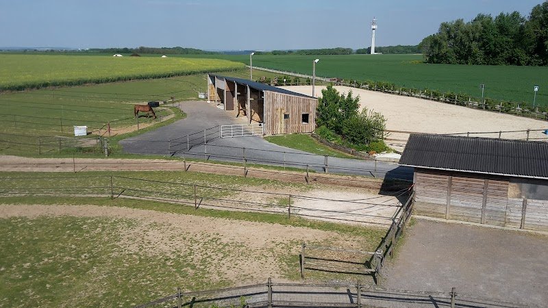 Ecurie Dulac - photo 1