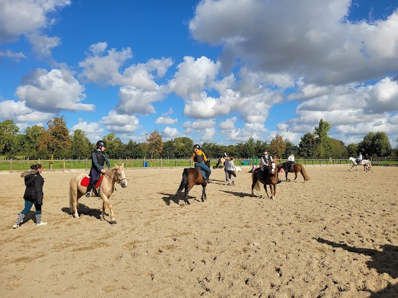 Les Ecuries Des Chenes