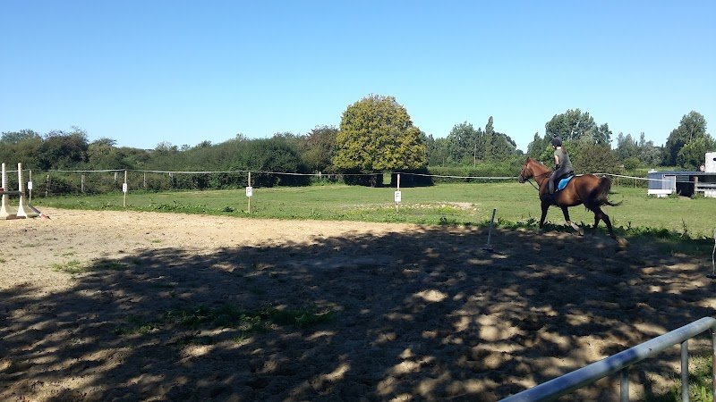 ASSOCIATION EQUESTRE DES RANDONNEURS DE MORMAL - photo 2