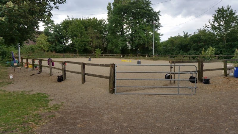 Poney-Club Le Pré Vert - photo 1