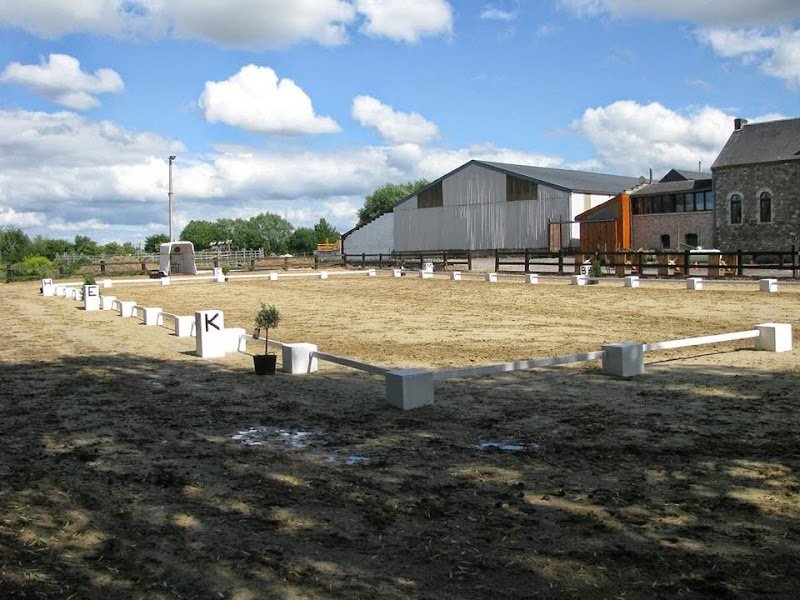 Les écuries Bucéphale - photo 1