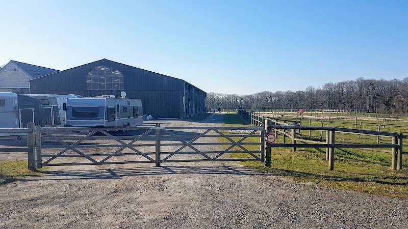 Écuries de Ronquerolles - photo 2