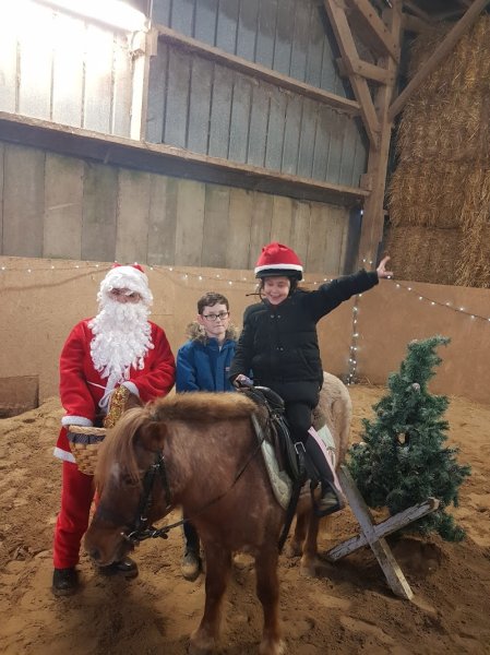 Aurélie Demontreuille - Les ecuries de la breche - photo 2