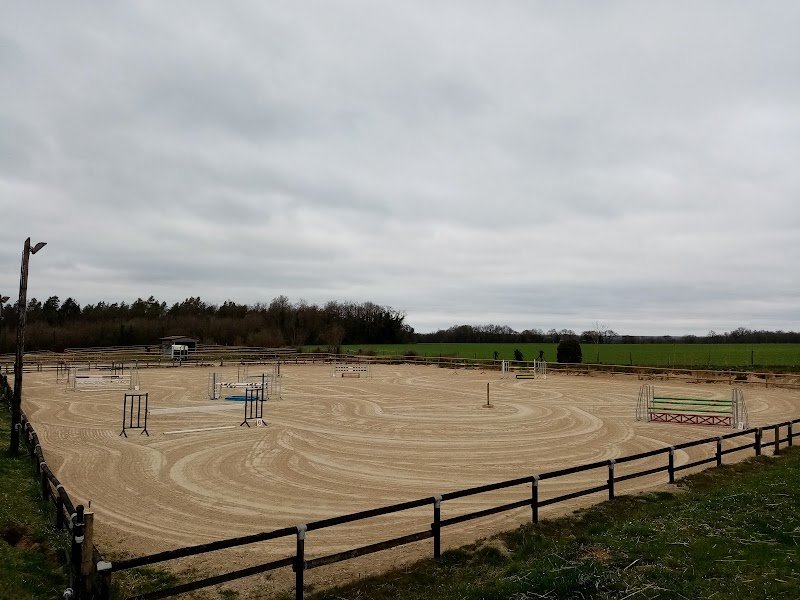 Centre Equestre Poney Club du Terrier Blanc - photo 2