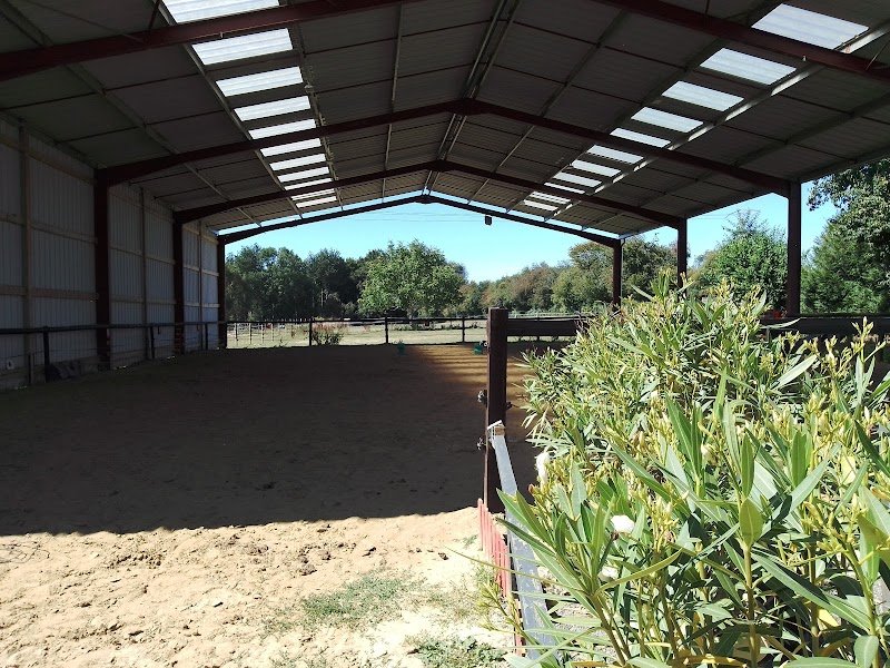 LE BUISSONNIER Centre Équestre - photo 1