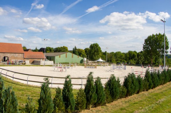 Les écuries de Belloy-sur-Somme - Magnier Elise Centre équestre