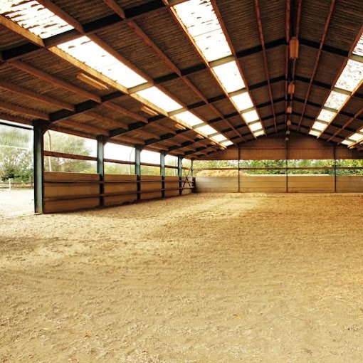 les écuries au gré du ruisseau