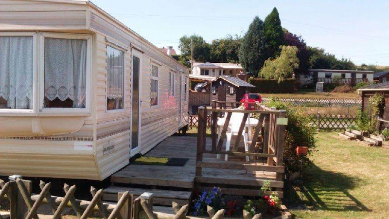 La Riviera - photo 1