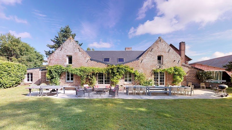 Gîtes Ecuries du Val De Mai by La Clef Decamp