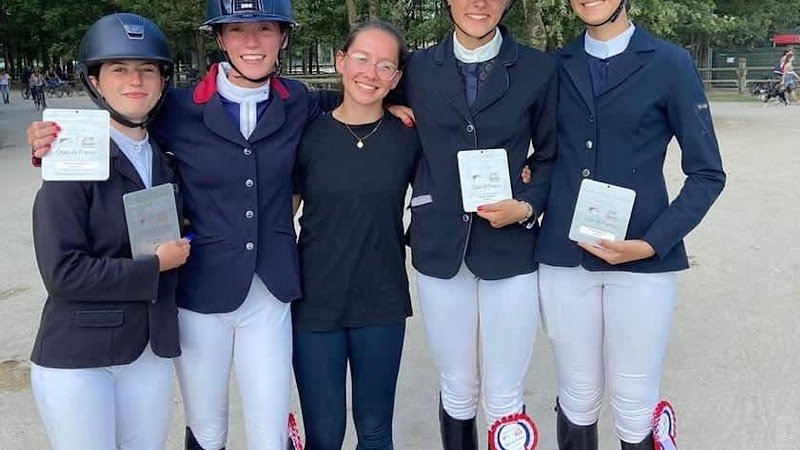 Les Ecuries Du Plessis Picard - photo 1