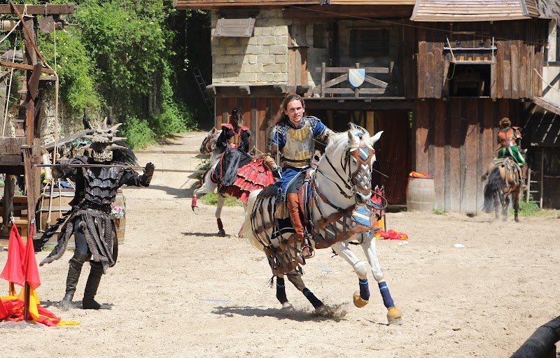 Equestrio - La Légende des Chevaliers