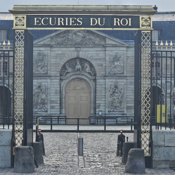 Ecuries De La Reine - photo 2