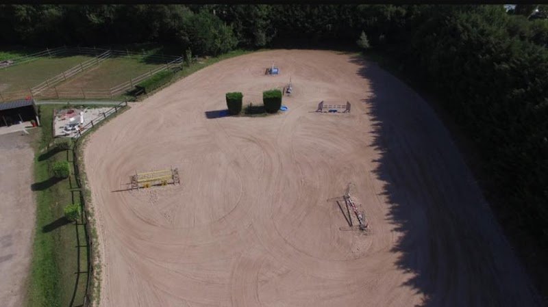 Ecuries Bellifontaines - photo 1