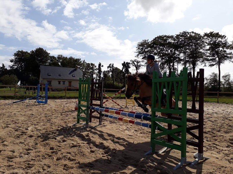 Centre Equestre Le Clos Dherine - photo 2