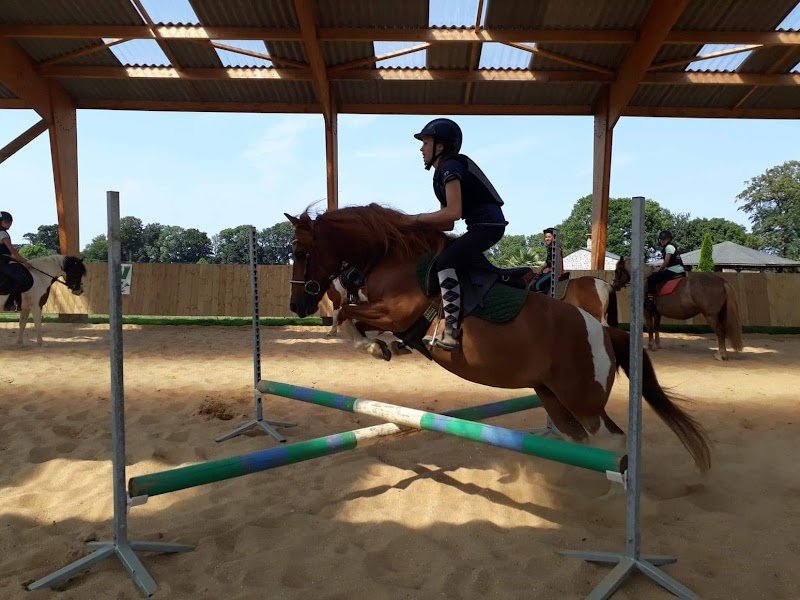 Centre Equestre Le Clos Dherine - photo 3