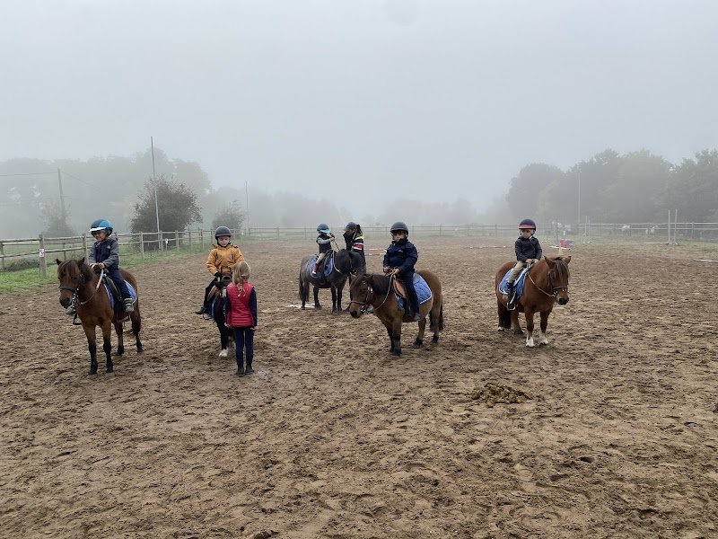 Equifamily -Poney Club - Laser Game à poney- - Stages-Pension - photo 2