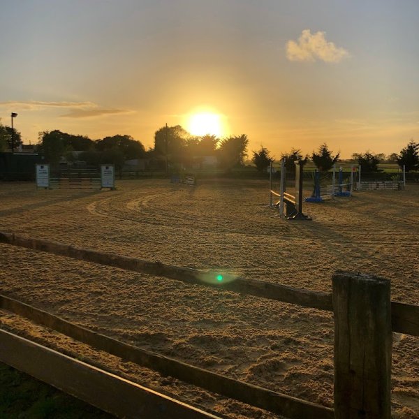 CENTRE EQUESTRE DE VILLEDOUX - photo 2