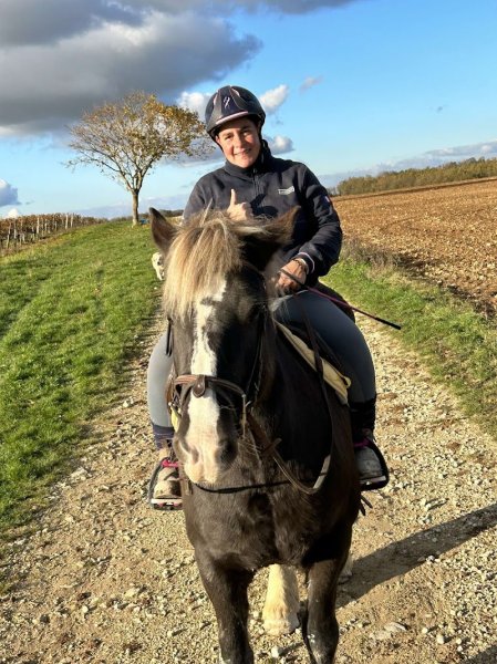 EARL PONEY DECOUVERTE - photo 2