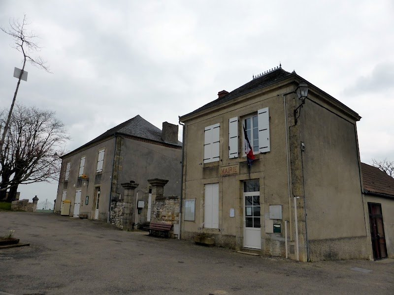 Ecurie D Attelage la Combe Du Puy - photo 1