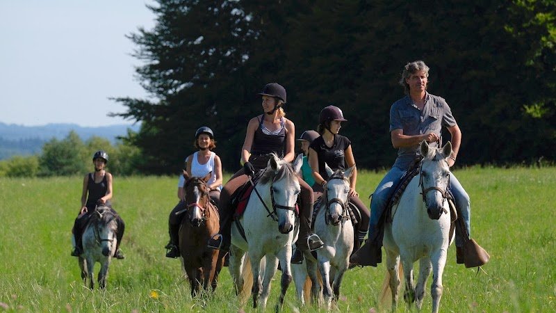 Ferme Equestre de Mialaret - photo 1