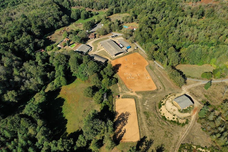 Centre Equestre Du Moulin D Aiguemarde - photo 2